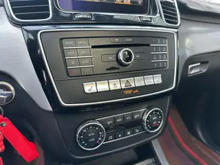 Mercedes-Benz GLE Coupe 2017 GLE 400 4MATIC coupe SUV interior photo 19