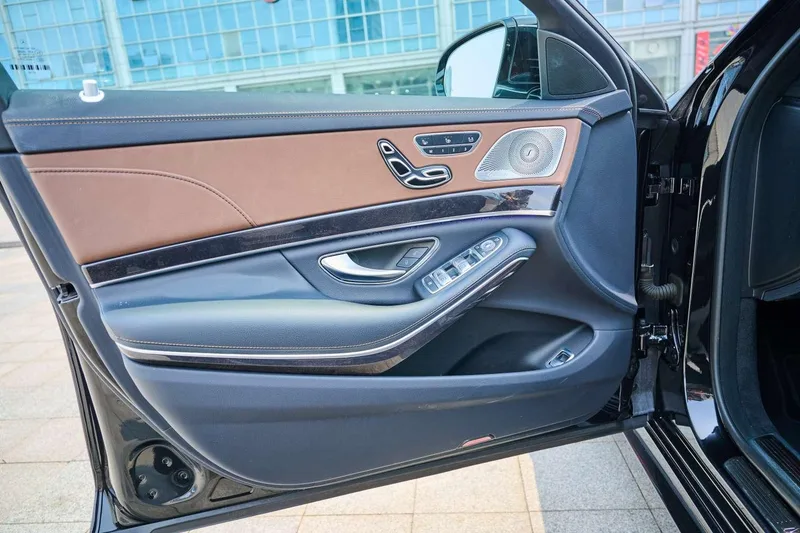 Mercedes-Benz S-Class 2019 S 450 L 4MATIC interior photo 11