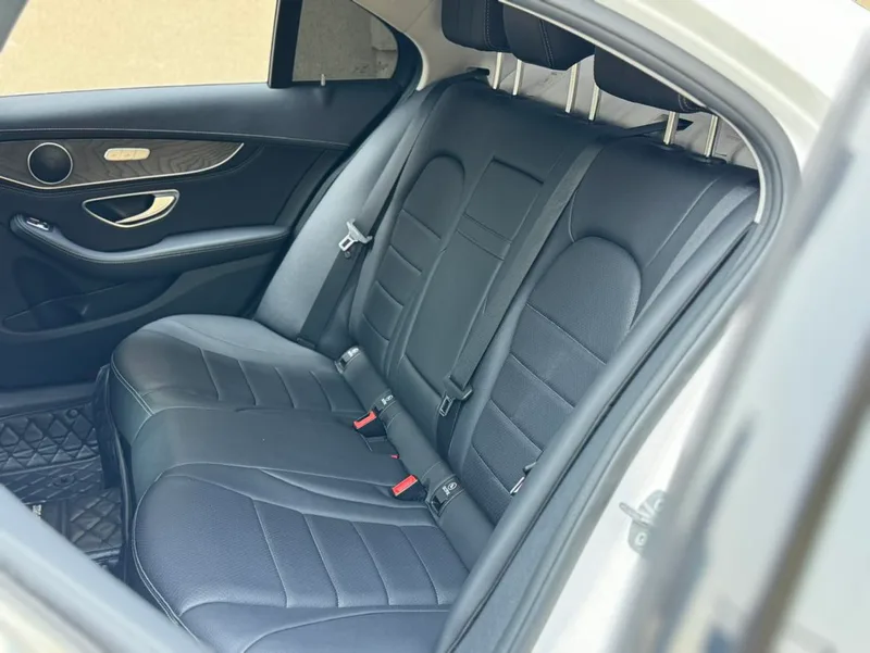 Mercedes-Benz C-Class 2017 C 200 L Version sportive intérieur photo 14