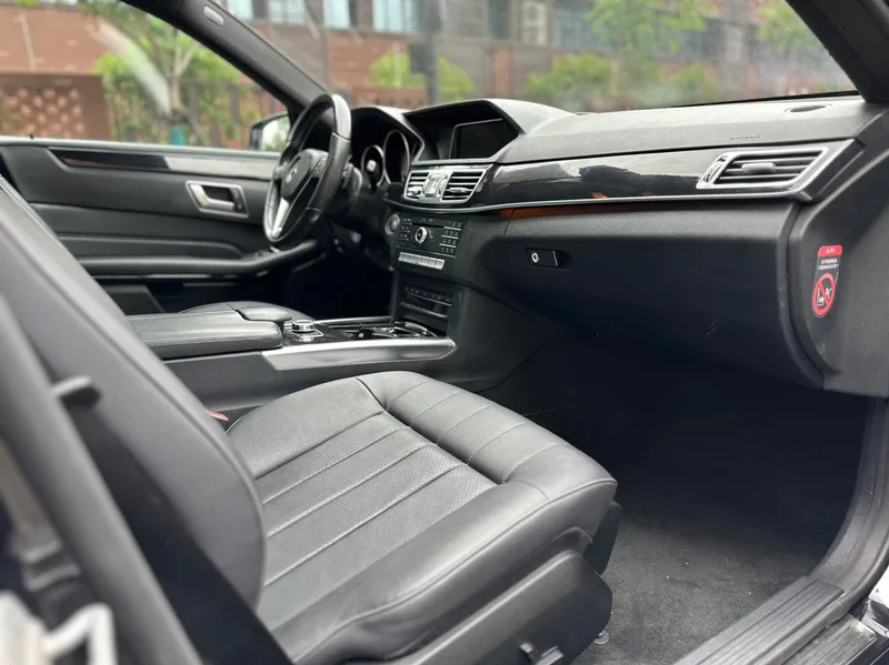 Mercedes-Benz E-Class 2015 E 180 L Sporty exterior photo 8