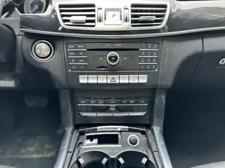 Mercedes-Benz E-Class 2015 E 180 L Sporty interior photo 14