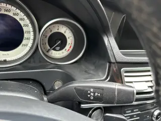 Mercedes-Benz E-Class 2015 E 180 L Sporty interior photo 16