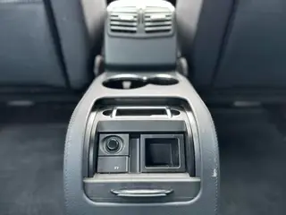 Mercedes-Benz E-Class 2015 E 180 L Sporty interior photo 18