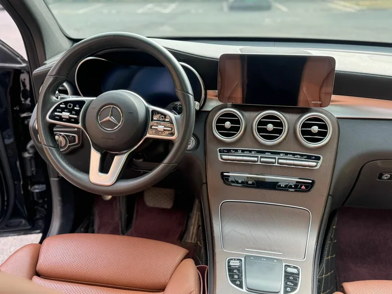 Mercedes-Benz GLC 2020 Mise à jour GLC 260 L 4MATIC Type de luxe extérieur photo 6