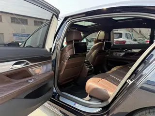 BMW 7 Series 2022 740Li Type de luxe M Ensemble de sport extérieur photo 5