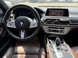 BMW 7 Series 2022 740Li Type de luxe M Ensemble de sport extérieur photo 8