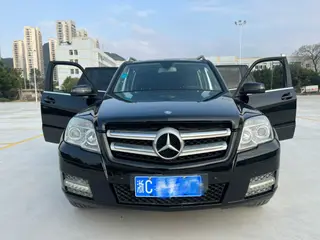 Mercedes-Benz GLK-Class 2012 GLK 300 4MATIC Dynamic exterior photo 2