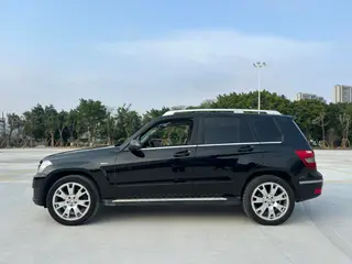 Mercedes-Benz GLK-Class 2012 GLK 300 4MATIC Dynamic exterior photo 4