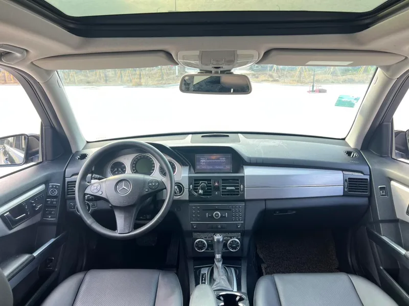 Mercedes-Benz GLK-Class 2012 GLK 300 4MATIC Dynamic exterior photo 8