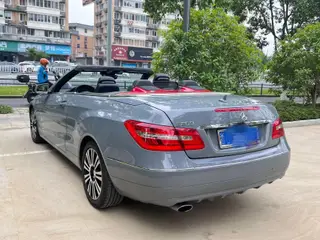 Mercedes-Benz E-Class (Imported) 2011 E 260 CGI Version cabriolet intérieur photo 9