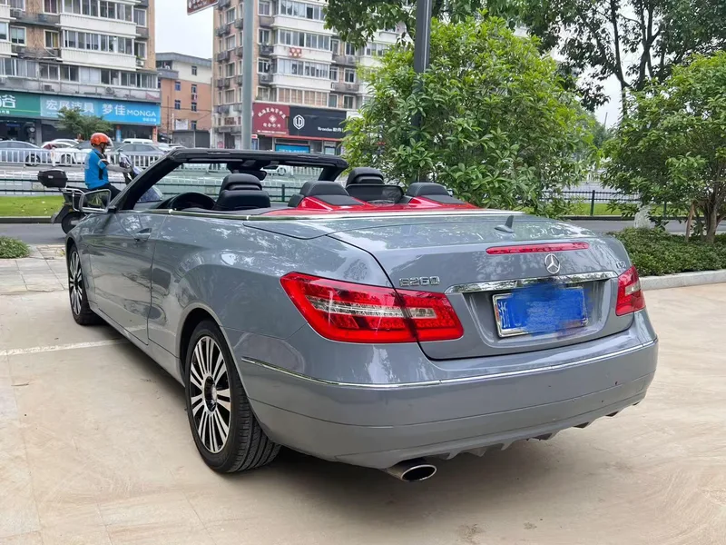 Mercedes-Benz E-Class (Imported) 2011 E 260 CGI Version cabriolet intérieur photo 9