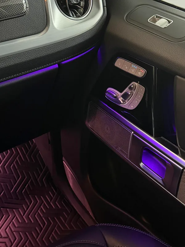 Mercedes-Benz G-Class 2022 G 500 interior photo 11