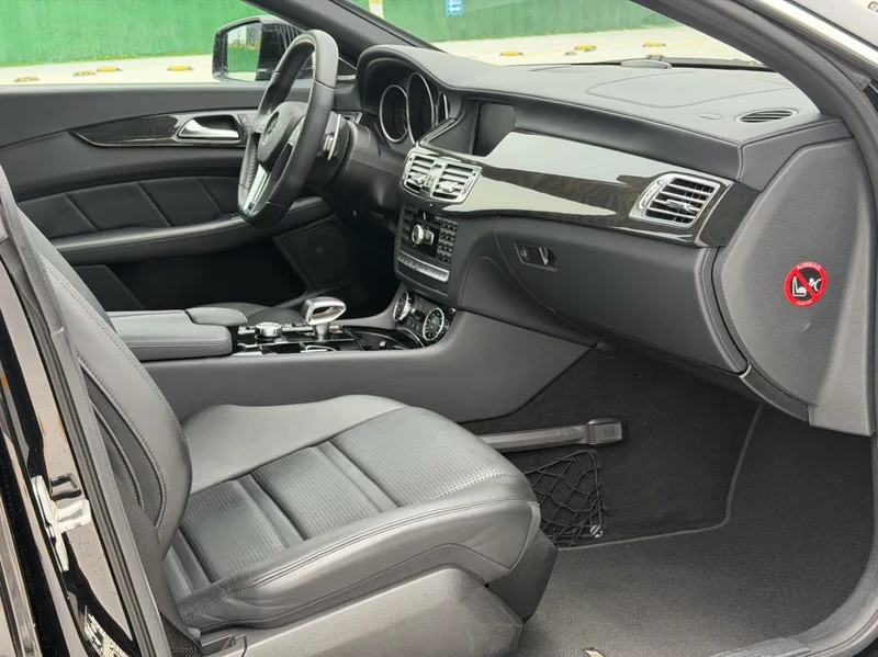 Mercedes-Benz CLS 2012 AMG CLS 63 extérieur photo 7