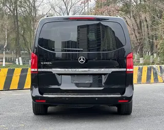 Mercedes-Benz V-Class 2017 V 260 L Distinguished extended version exterior photo 6