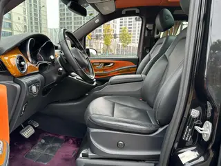 Mercedes-Benz V-Class 2017 V 260 L Distinguished extended version exterior photo 8