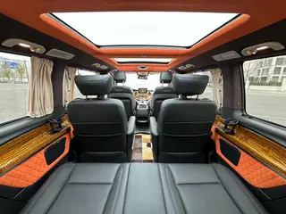 Mercedes-Benz V-Class 2017 V 260 L Distinguished extended version interior photo 13