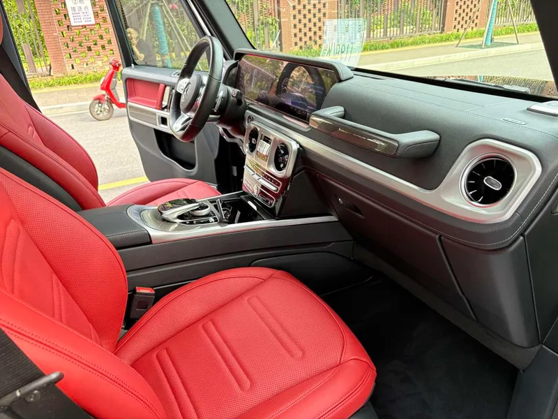 Mercedes-Benz G-Class 2019 Restyling G 500 interior photo 12