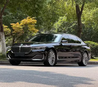 BMW 7 Series 2019 Restyling 740Li Leading Type Luxury Set exterior photo 1