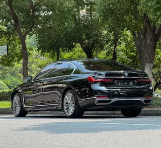 BMW 7 Series 2019 Restyling 740Li Leading Type Luxury Set exterior photo 6