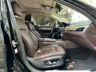 BMW 7 Series 2019 Restyling 740Li Leading Type Luxury Set interior photo 11