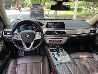 BMW 7 Series 2019 Restyling 740Li Leading Type Luxury Set interior photo 16