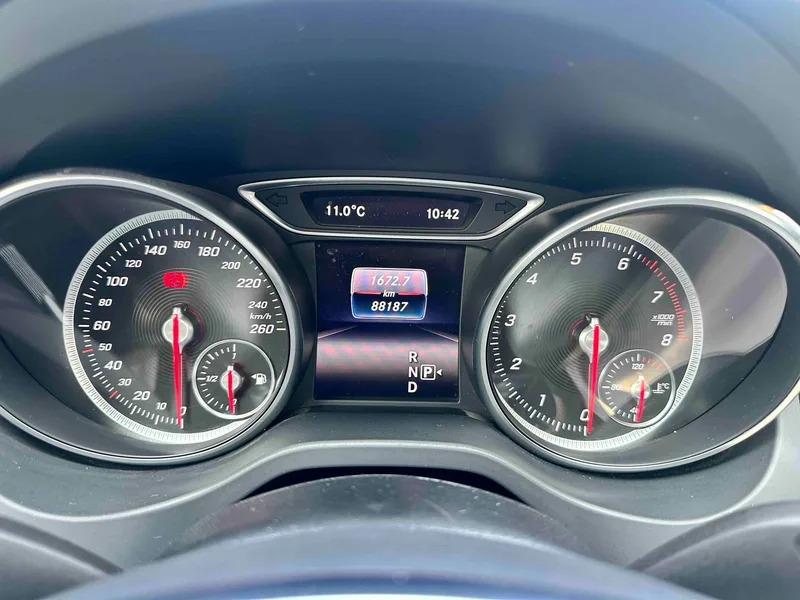 Mercedes-Benz CLA 2017 CLA 220 4MATIC Polar édition limitée extérieur photo 5