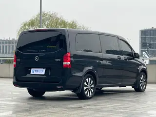 Mercedes-Benz Vito 2021 2.0T Elite Edition 7 seat exterior photo 4