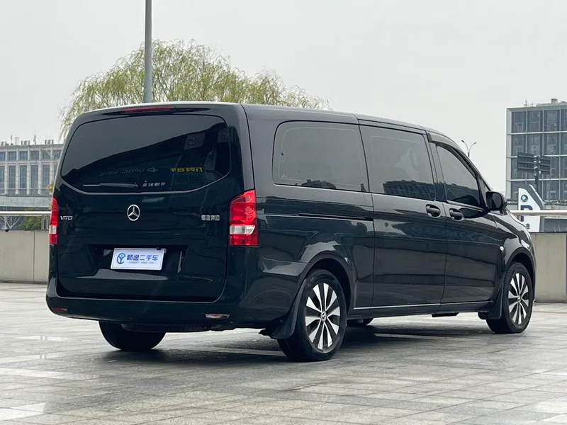 Mercedes-Benz Vito 2021 2.0T Elite Edition 7 seat exterior photo 4
