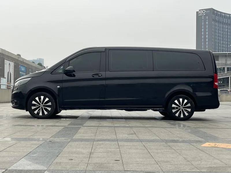 Mercedes-Benz Vito 2021 2.0T Elite Edition 7 seat exterior photo 7
