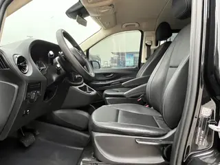 Mercedes-Benz Vito 2021 2.0T Elite Edition 7 seat interior photo 13