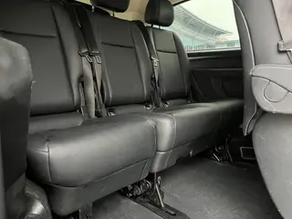 Mercedes-Benz Vito 2021 2.0T Elite Edition 7 seat interior photo 15
