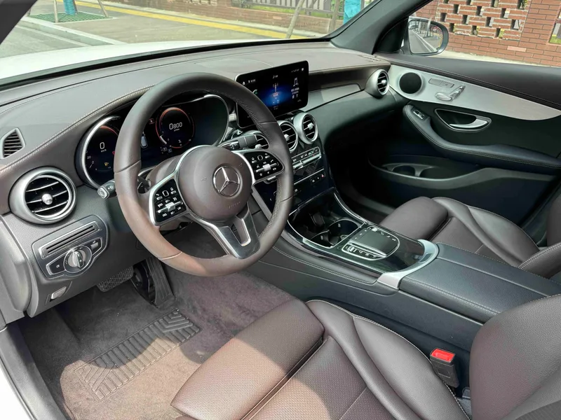 Mercedes-Benz GLC 2021 GLC 260 L 4MATIC Dinámico exterior foto 5