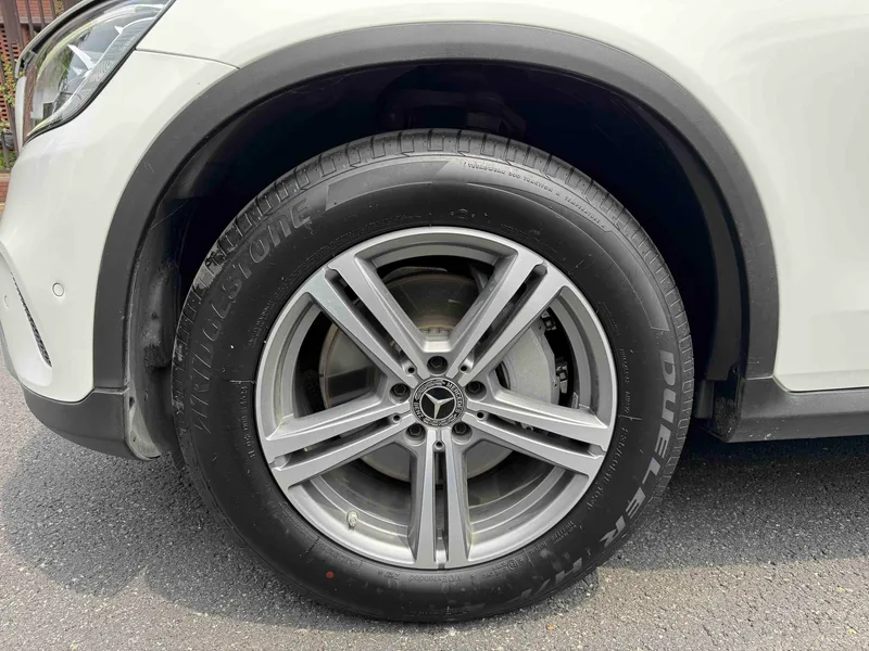Mercedes-Benz GLC 2021 GLC 260 L 4MATIC Dinámico exterior foto 6