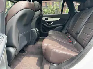 Mercedes-Benz GLC 2021 GLC 260 L 4MATIC Dinámico interior foto 8