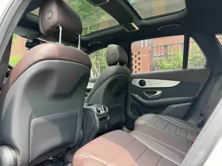 Mercedes-Benz GLC 2021 GLC 260 L 4MATIC Dinámico interior foto 9