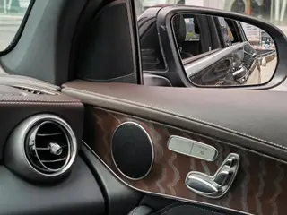 Mercedes-Benz GLC 2020 Mise à jour GLC 260 L 4MATIC Type de luxe intérieur photo 17
