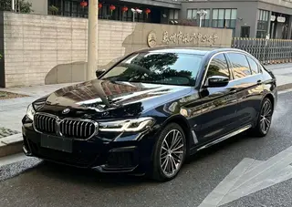 BMW 5 Series 2022 Reforma 530Li Líder M Conjunto deportivo