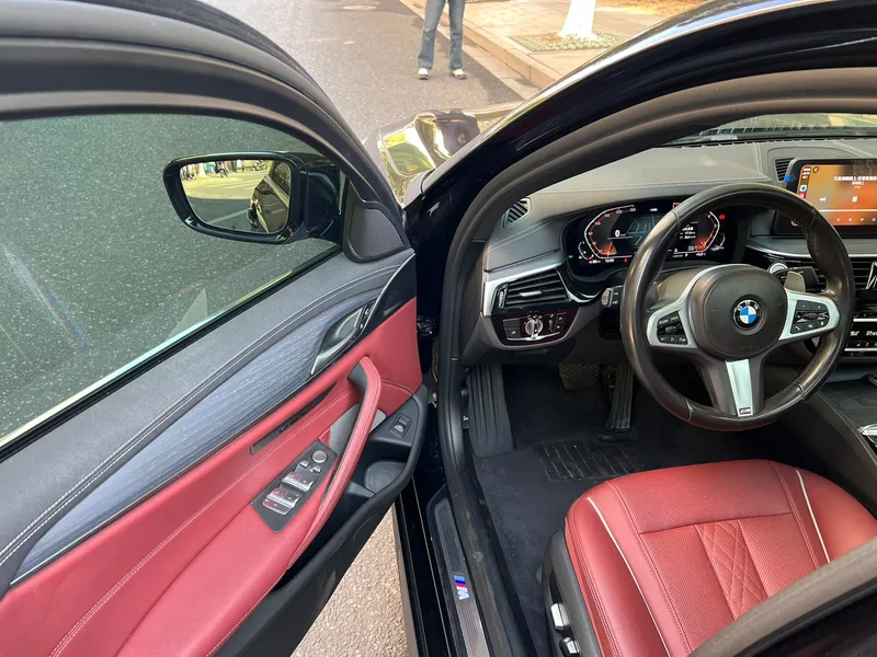 BMW 5 Series 2022 Restyling 530Li Leading Type M Sports suit exterior photo 6