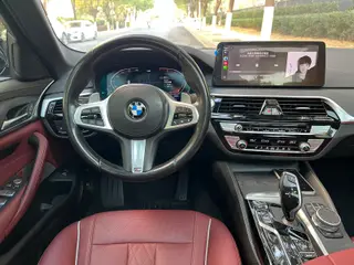 BMW 5 Series 2022 Restyling 530Li Leading Type M Sports suit interior photo 15