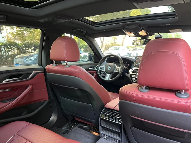 BMW 5 Series 2022 Restyling 530Li Leading Type M Sports suit interior photo 19