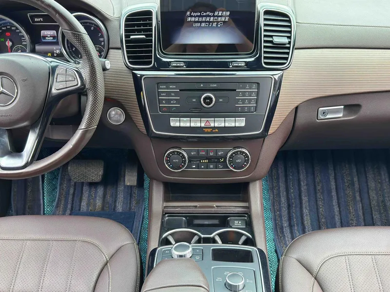 Mercedes-Benz GLE (Imported) 2019 GLE 320 4MATIC Edición tibetana dinámica interior foto 7