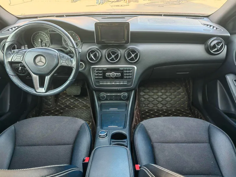 Mercedes-Benz A-Class 2013 A 180 Style tendance intérieur photo 11