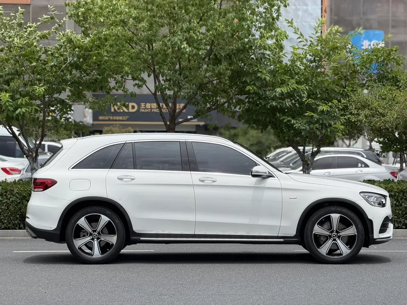 Mercedes-Benz GLC 2022 Reforma GLC 300 L 4MATIC Edición tibetana dinámica exterior foto 4