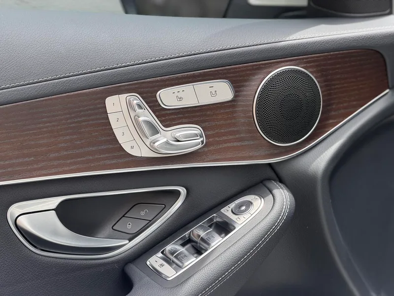Mercedes-Benz GLC 2022 Reforma GLC 300 L 4MATIC Edición tibetana dinámica interior foto 15