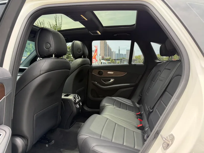 Mercedes-Benz GLC 2022 Reforma GLC 300 L 4MATIC Edición tibetana dinámica interior foto 16