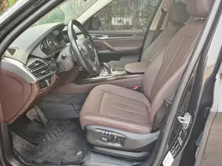 BMW X5 2017 xDrive35i Leading Type interior photo 9