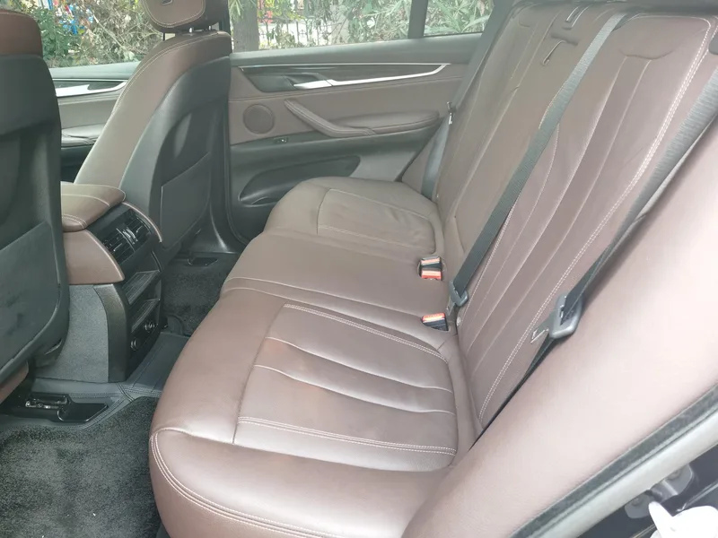 BMW X5 2017 xDrive35i Leading Type interior photo 10