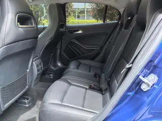 Mercedes-Benz GLA 2018 GLA 220 4MATIC Sporty interior photo 14