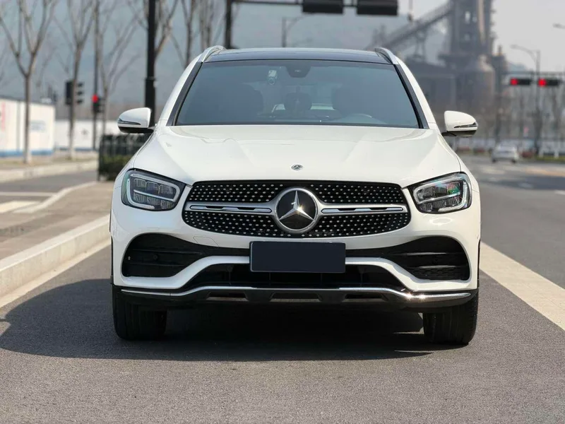 Mercedes-Benz GLC 2021 GLC 260 L 4MATIC De lujo exterior foto 2