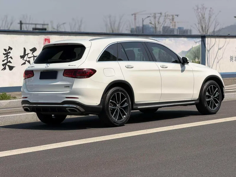 Mercedes-Benz GLC 2021 GLC 260 L 4MATIC De lujo exterior foto 4